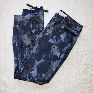 H&M skinny jeans L.O.G.G blue & gray camo lace up ankle Size US 4 EU 34